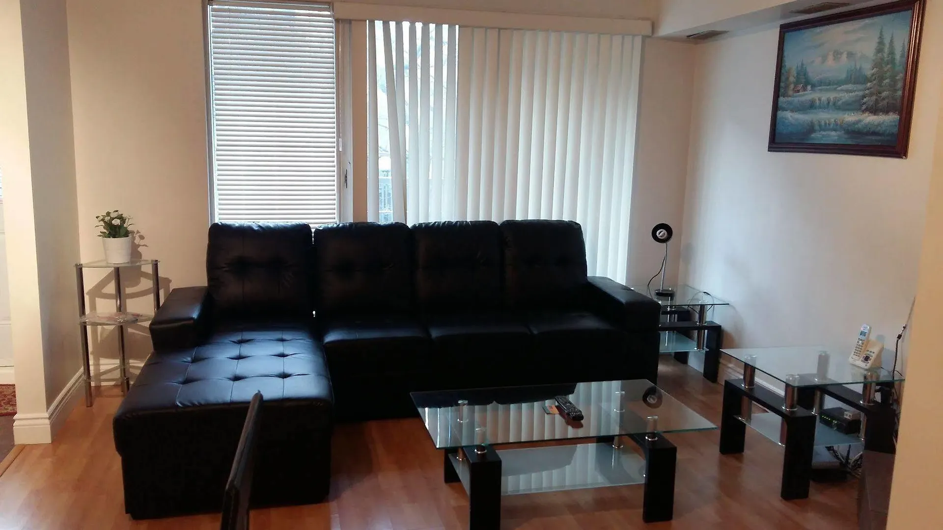 Toronto Furnished Living- Pembroke Lejlighed 0*,  Canada
