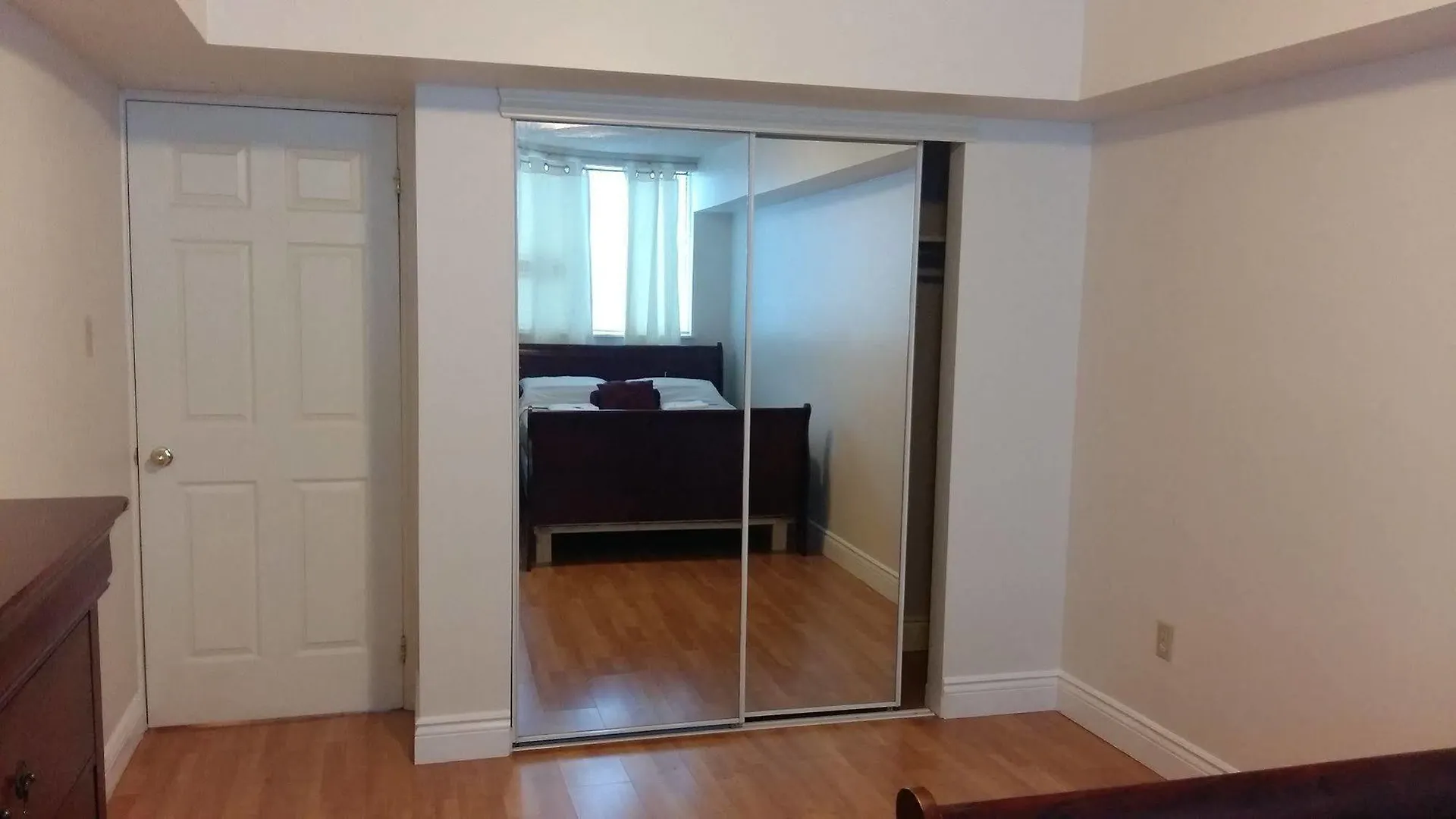 Toronto Furnished Living- Pembroke Lejlighed
